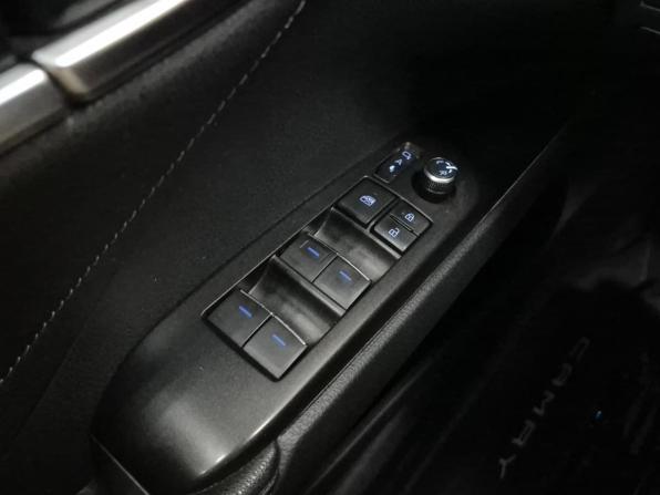 Toyota Camry VIII (XV70) Рестайлинг с пробегом 2021 года, цена 3 220 000 рублей, 51409 км, седан, Автокод Объявления