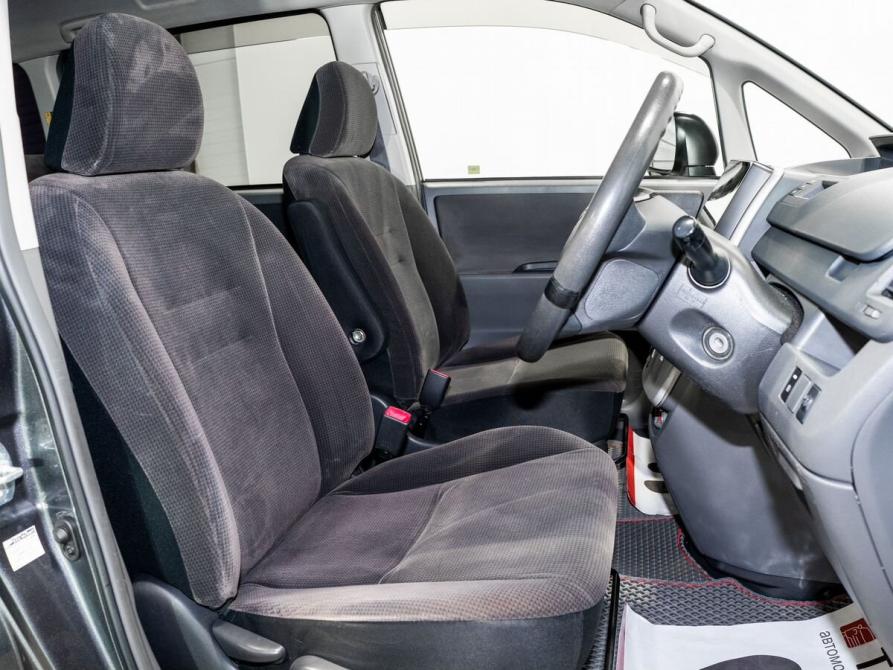 Toyota Noah II (R70) Чита  - изображение 6