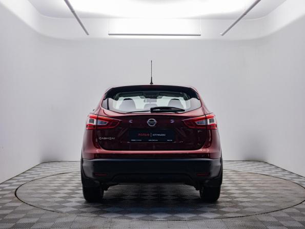 Nissan Qashqai II с пробегом 2015 года, цена 1 548 000 рублей, 66229 км, внедорожник, Автокод Объявления