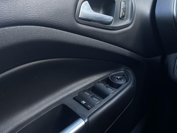Ford Kuga II с пробегом 2013 года, цена 990 000 рублей, 206064 км, внедорожник, Автокод Объявления