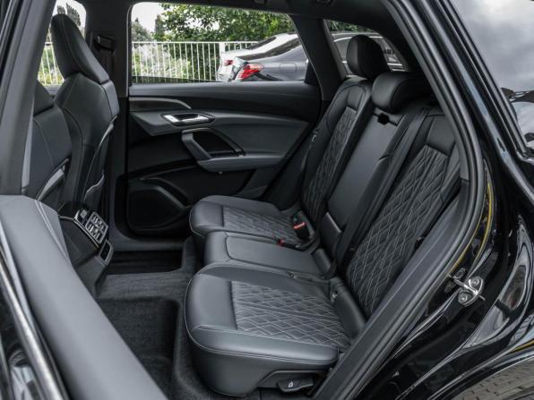Audi Q5 III с пробегом 2025 года, цена 6 383 800 рублей, 87 км, внедорожник, Автокод Объявления