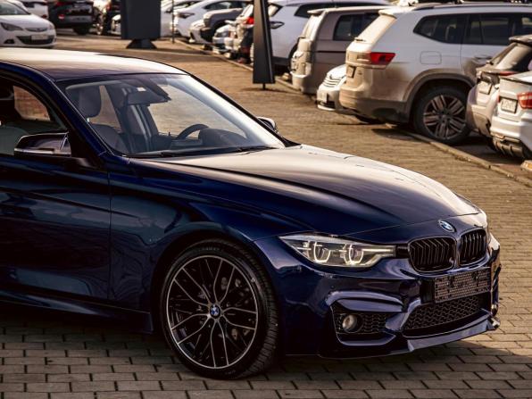 BMW 3 серии VI (F3x) Рестайлинг с пробегом 2018 года, цена 2 025 000 рублей, 101000 км, седан, Автокод Объявления