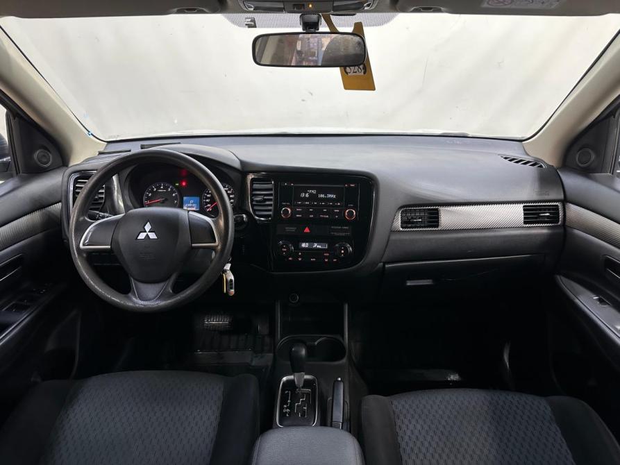 Mitsubishi Outlander III Рестайлинг Санкт-Петербург  - изображение 8