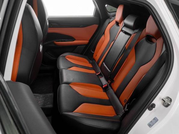 Changan UNI-V I с пробегом 2023 года, цена 2 099 000 рублей, 39774 км, лифтбек, Автокод Объявления