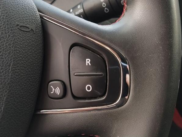 Renault Kaptur I с пробегом 2018 года, цена 1 519 000 рублей, 74738 км, внедорожник, Автокод Объявления