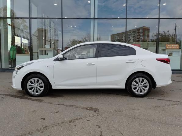 Kia Rio IV Рестайлинг с пробегом 2021 года, цена 1 930 000 рублей, 19600 км, седан, Автокод Объявления