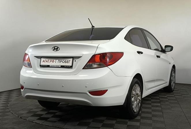 Hyundai Solaris I с пробегом 2013 года, цена 820 000 рублей, 121330 км, седан, Автокод Объявления