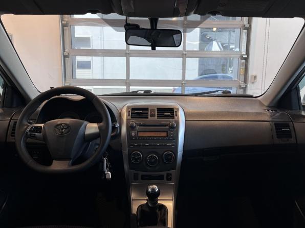 Toyota Corolla X (E140 E150) Рестайлинг с пробегом 2011 года, цена 680 000 рублей, 374920 км, седан, Автокод Объявления