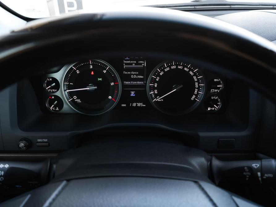 Toyota Land Cruiser 200 Series Рестайлинг 2 Москва  - изображение 12