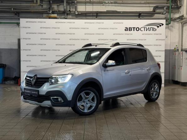 Renault Sandero II Рестайлинг с пробегом 2021 года, цена 1 099 000 рублей, 115000 км, хэтчбек, Автокод Объявления