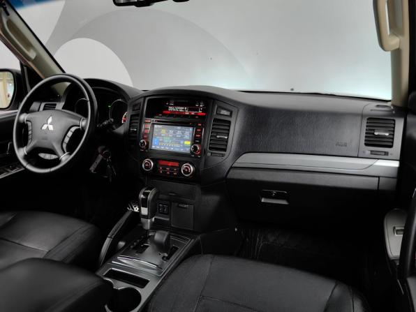 Mitsubishi Pajero IV Рестайлинг 1 с пробегом 2014 года, цена 2 299 000 рублей, 283000 км, внедорожник, Автокод Объявления