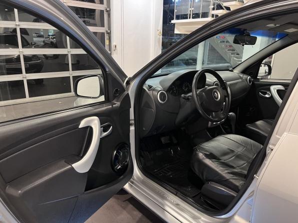 Renault Sandero I с пробегом 2012 года, цена 591 000 рублей, 237182 км, хэтчбек, Автокод Объявления