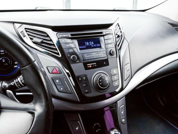 Hyundai i40 I Рестайлинг с пробегом 2016 года, цена 1 140 000 рублей, 204410 км, универсал, Автокод Объявления