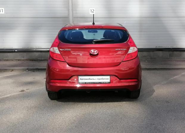 Hyundai Solaris I Рестайлинг с пробегом 2015 года, цена 729 000 рублей, 106884 км, хэтчбек, Автокод Объявления