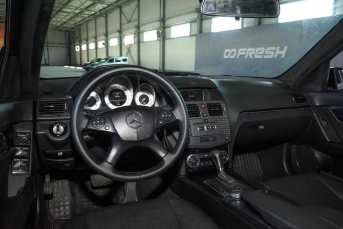 Mercedes-Benz C-Класс III (W204) с пробегом 2010 года, цена 1 059 000 рублей, 264482 км, седан, Автокод Объявления