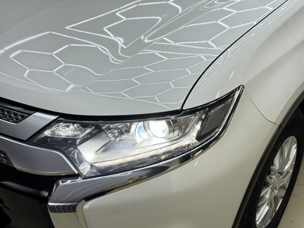 Mitsubishi Outlander III Рестайлинг 3 с пробегом 2021 года, цена 2 596 000 рублей, 46500 км, внедорожник, Автокод Объявления