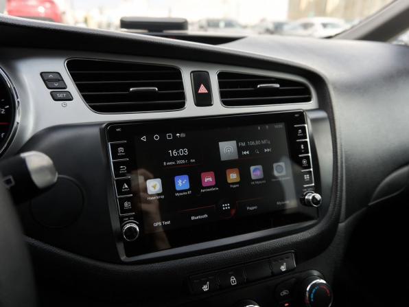 Kia Ceed II с пробегом 2013 года, цена 1 050 000 рублей, 216303 км, универсал, Автокод Объявления
