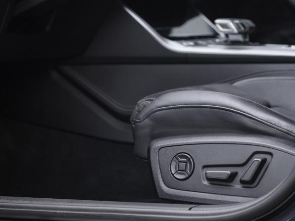 Audi A6 V (C8) с пробегом 2020 года, цена 4 299 000 рублей, 97441 км, седан, Автокод Объявления