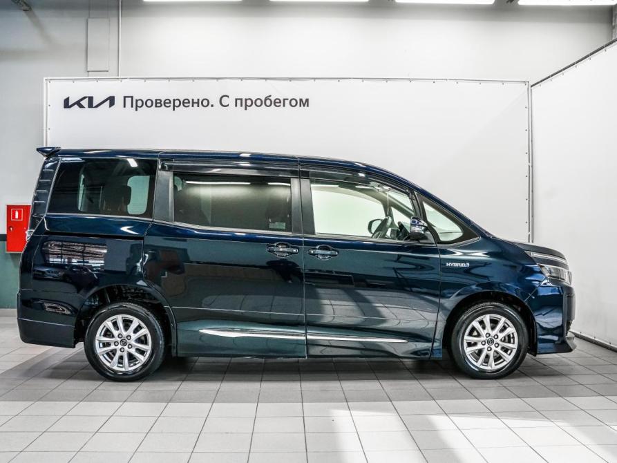 Toyota Voxy III (R80) Красноярск  - изображение 7