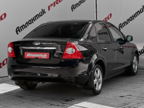 Ford Focus II Рестайлинг с пробегом 2009 года, цена 490 000 рублей, 246404 км, седан, Автокод Объявления