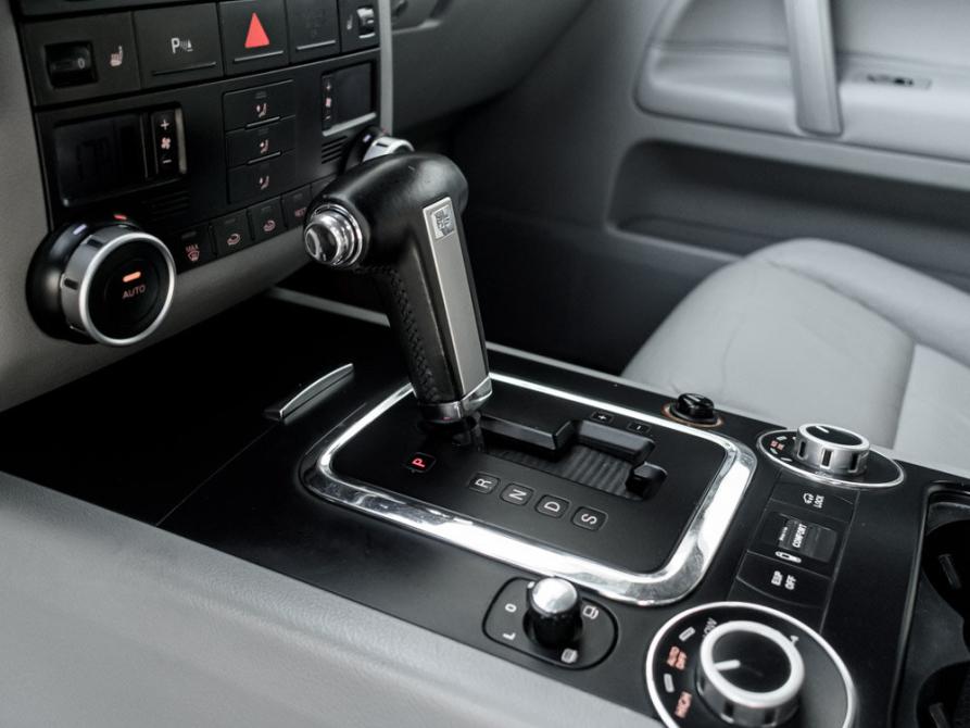 Volkswagen Touareg I Рестайлинг Екатеринбург  - изображение 21