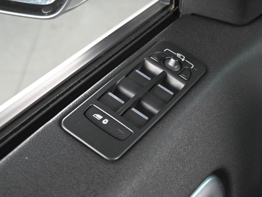 Land Rover Discovery Sport I Ростов-на-Дону  - изображение 18