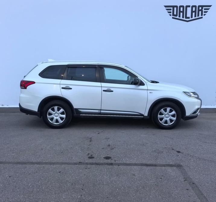 Mitsubishi Outlander III Рестайлинг 2 Санкт-Петербург  - изображение 4