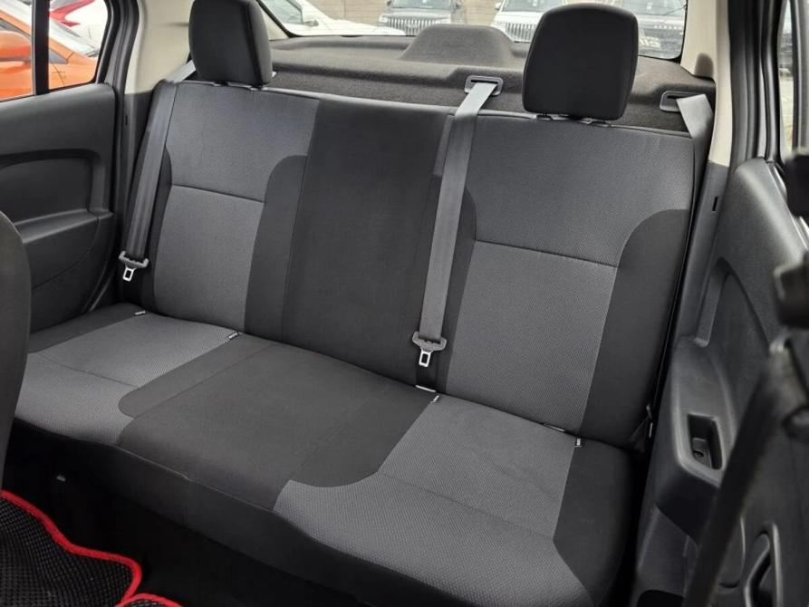 Renault Logan II Санкт-Петербург  - изображение 17