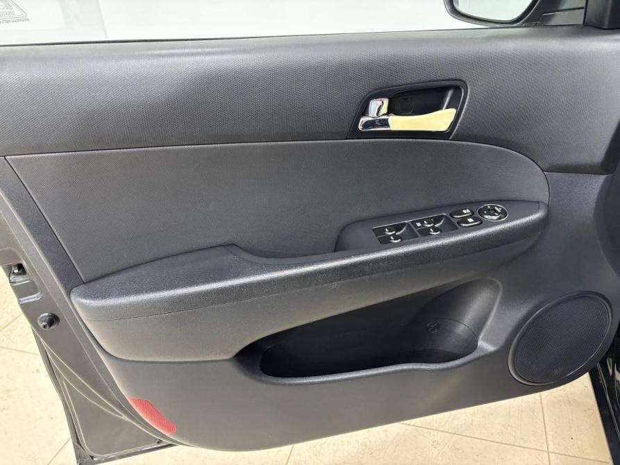 Hyundai i30 I Альметьевск  - изображение 9