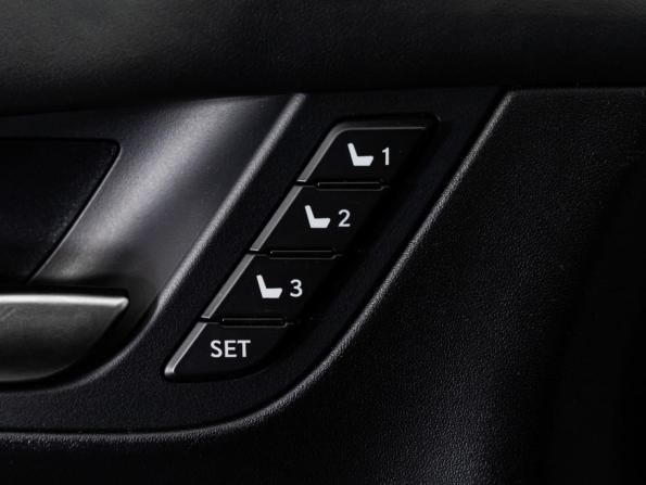 Lexus LX III Рестайлинг 2 с пробегом 2019 года, цена 7 500 000 рублей, 85310 км, внедорожник, Автокод Объявления