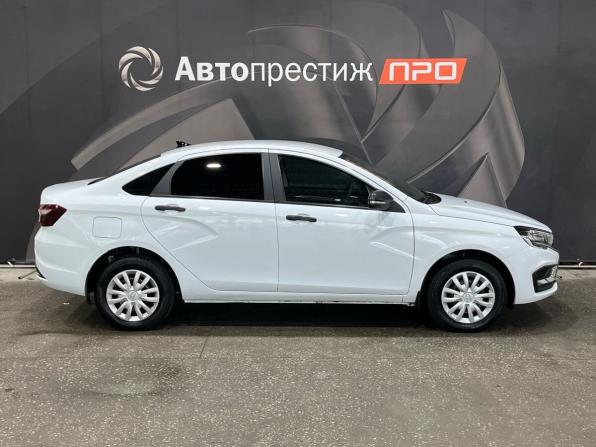 Lada (ВАЗ) Vesta I Рестайлинг (NG) с пробегом 2024 года, цена 1 090 000 рублей, 26942 км, седан, Автокод Объявления