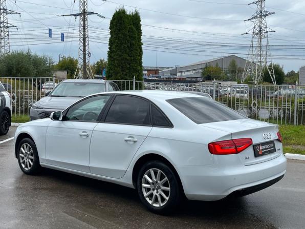 Audi A4 IV (B8) Рестайлинг с пробегом 2013 года, цена 1 050 000 рублей, 243322 км, седан, Автокод Объявления