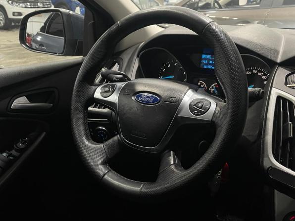 Ford Focus III с пробегом 2013 года, цена 569 000 рублей, 191740 км, хэтчбек, Автокод Объявления