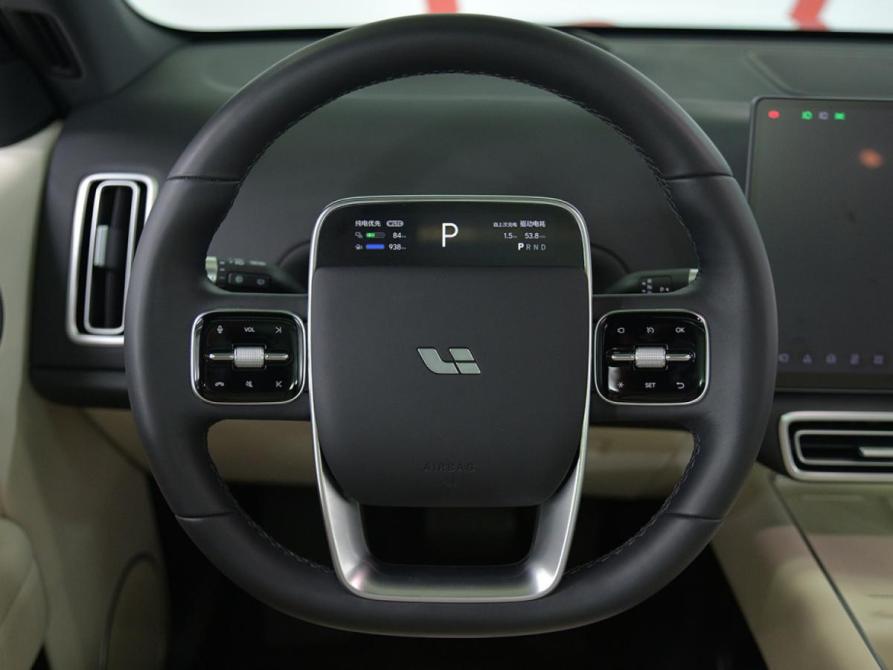 Li Auto (Lixiang) L6 Москва  - изображение 10