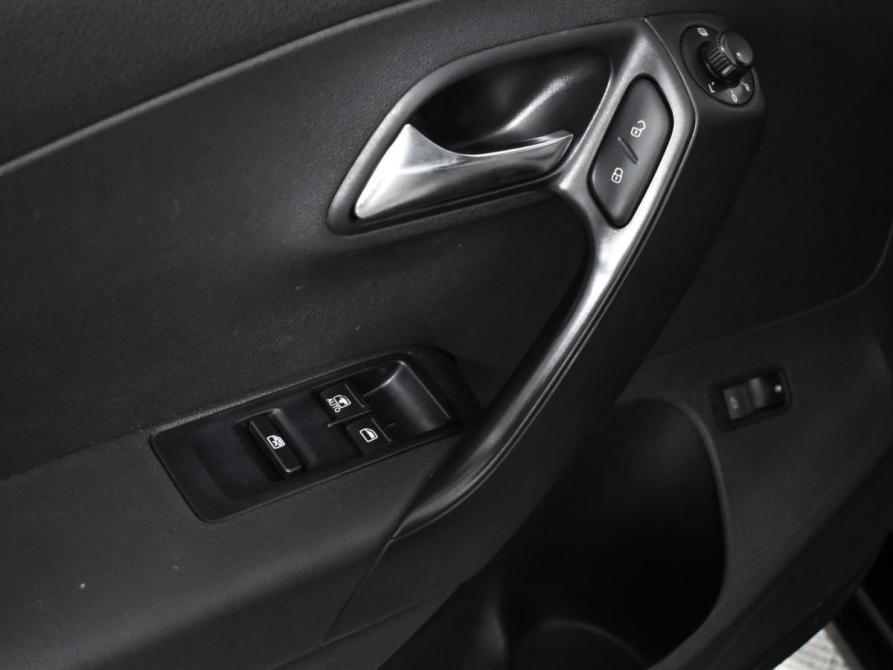 Volkswagen Polo V Санкт-Петербург  - изображение 10