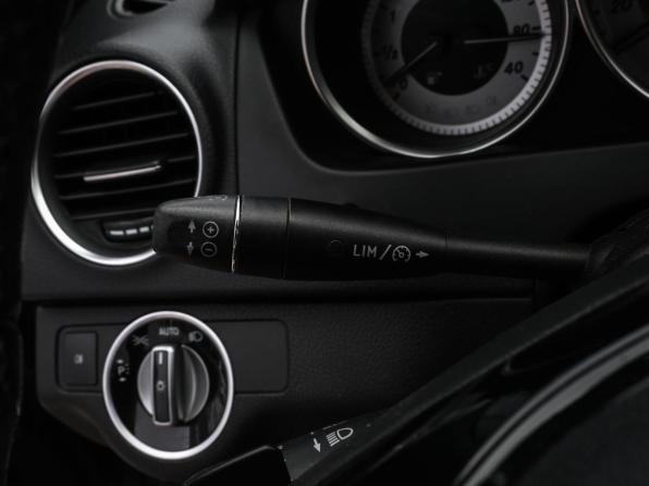 Mercedes-Benz C-Класс III (W204) Рестайлинг с пробегом 2012 года, цена 1 400 000 рублей, 202073 км, седан, Автокод Объявления