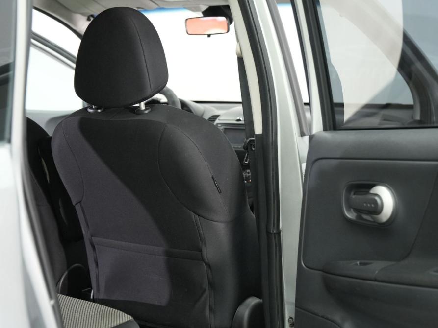 Nissan Note I Рестайлинг Новосибирск  - изображение 11