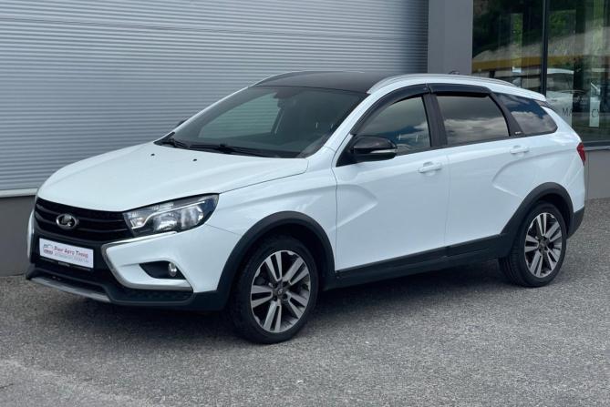 Lada (ВАЗ) Vesta I с пробегом 2021 года, цена 1 277 000 рублей, 93013 км, универсал, Автокод Объявления
