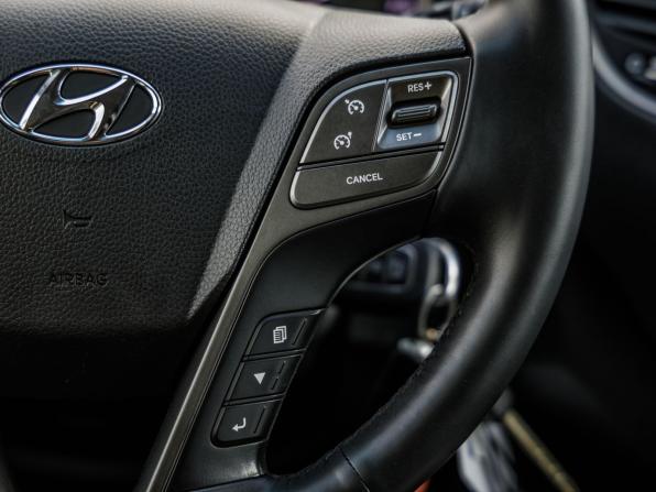 Hyundai Santa Fe III Рестайлинг с пробегом 2018 года, цена 2 148 000 рублей, 140385 км, внедорожник, Автокод Объявления