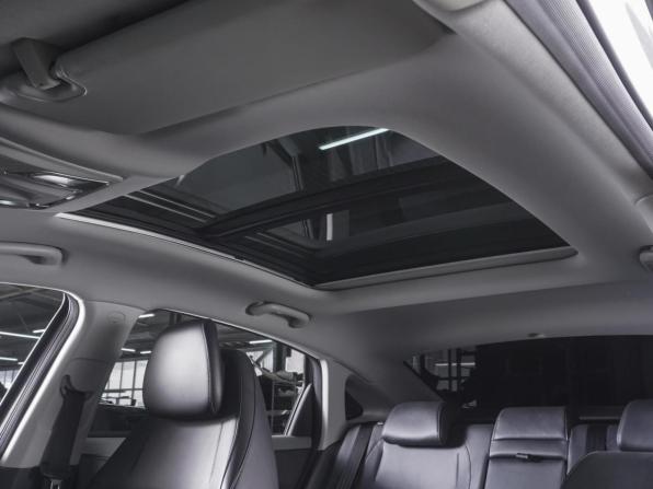 Changan Lamore с пробегом 2023 года, цена 2 090 000 рублей, 45255 км, седан, Автокод Объявления