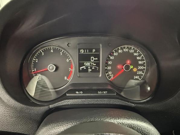 Volkswagen Polo V Рестайлинг с пробегом 2017 года, цена 1 098 800 рублей, 158750 км, седан, Автокод Объявления