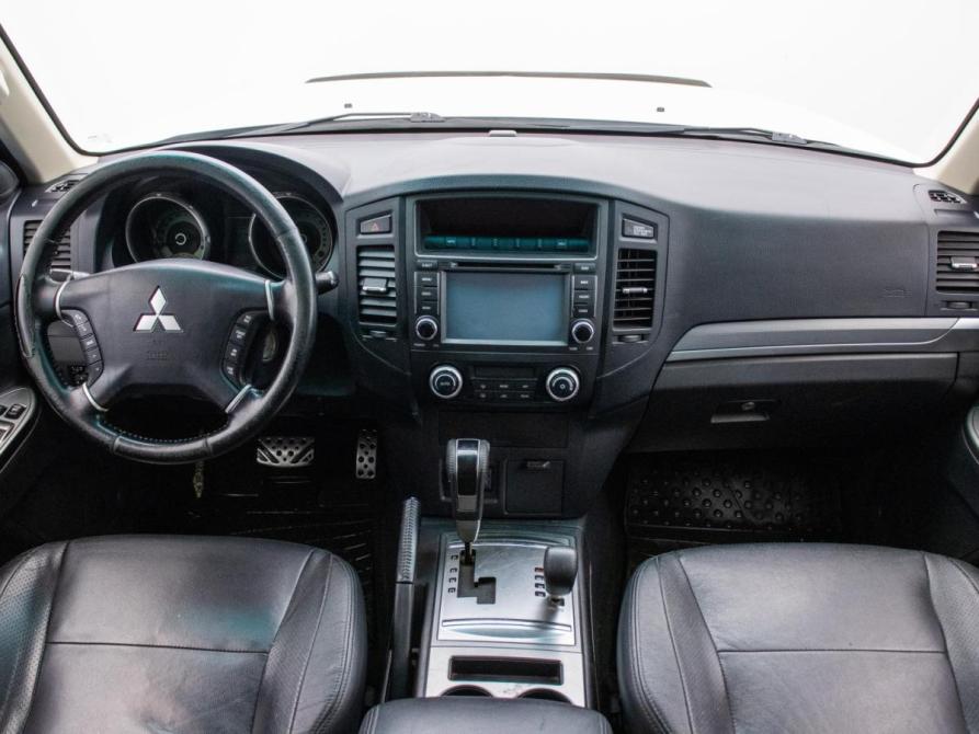 Mitsubishi Pajero IV Рестайлинг 1 Москва  - изображение 13