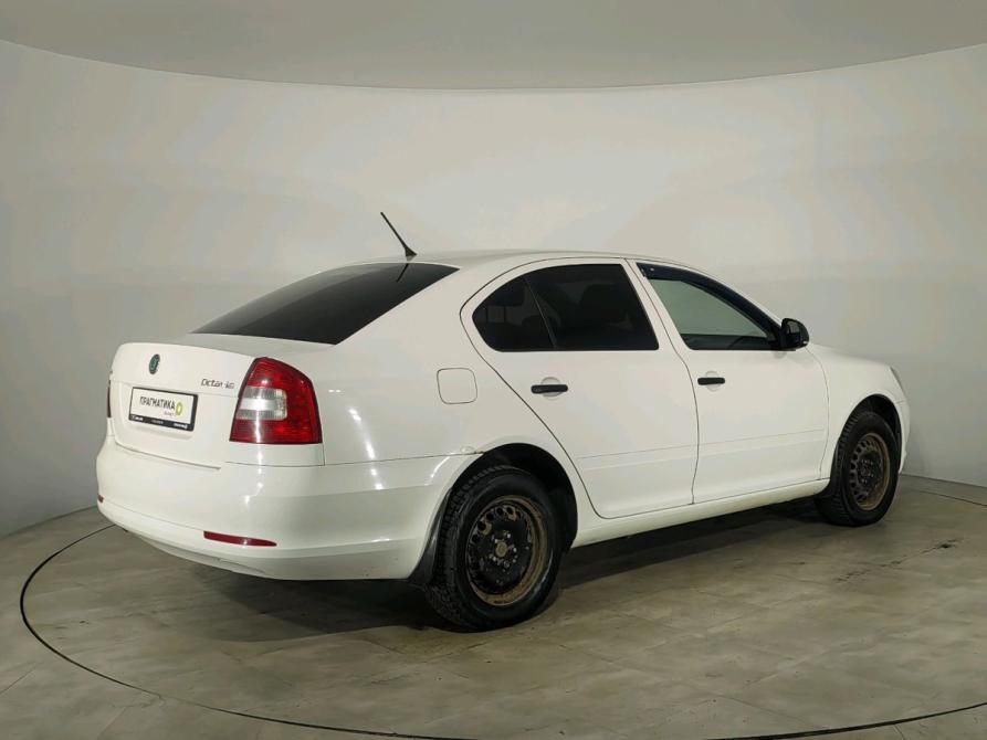 Skoda Octavia II (A5) Рестайлинг Санкт-Петербург  - изображение 5
