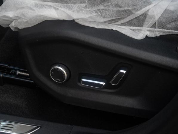 Geely Monjaro I Рестайлинг 2 с пробегом 2026 года, цена 4 200 000 рублей, 34 км, внедорожник, Автокод Объявления