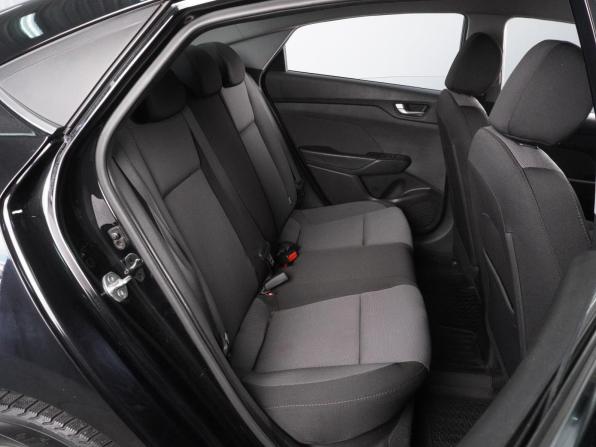 Hyundai Solaris II с пробегом 2018 года, цена 1 598 000 рублей, 100384 км, седан, Автокод Объявления