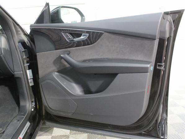 Audi Q8 I (4M) с пробегом 2021 года, цена 7 350 000 рублей, 80197 км, внедорожник, Автокод Объявления