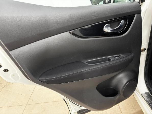 Nissan Qashqai II с пробегом 2014 года, цена 1 310 000 рублей, 203619 км, внедорожник, Автокод Объявления
