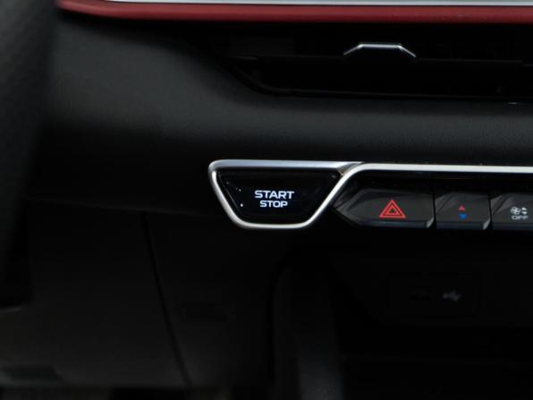 Geely Coolray I Рестайлинг с пробегом 2024 года, цена 2 187 077 рублей, 33379 км, внедорожник, Автокод Объявления