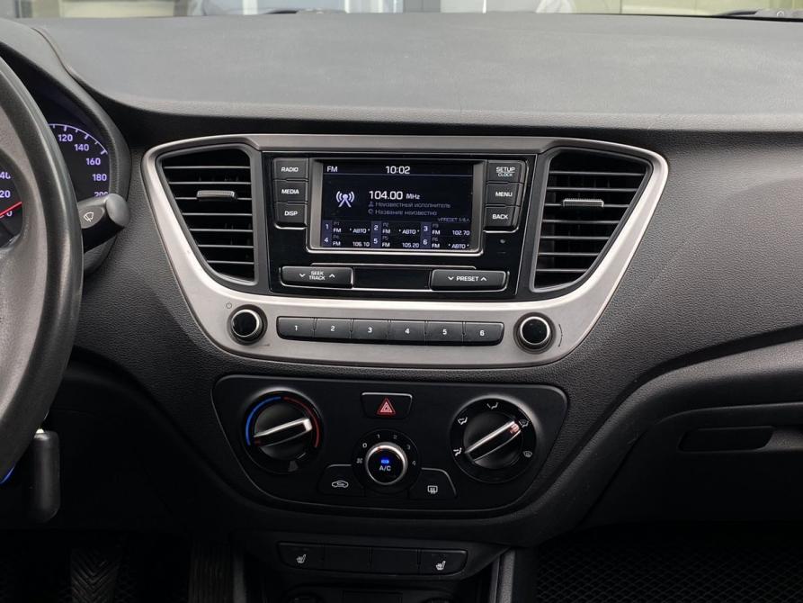 Hyundai Solaris II Москва  - изображение 12