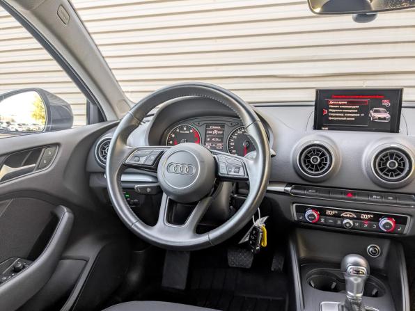 Audi A3 III (8V) Рестайлинг с пробегом 2019 года, цена 2 375 000 рублей, 38129 км, седан, Автокод Объявления